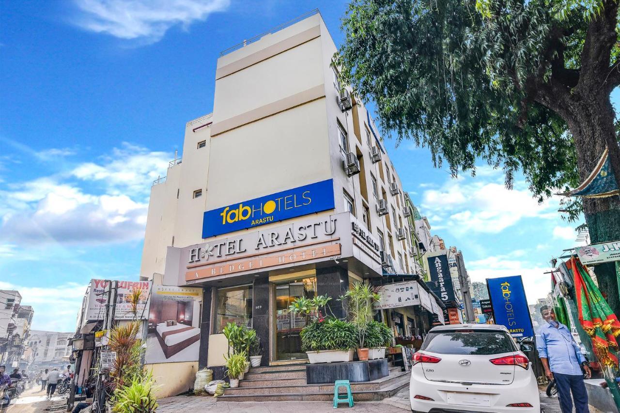 Fabhotel Arastu Nampally Hyderabad Bagian luar foto